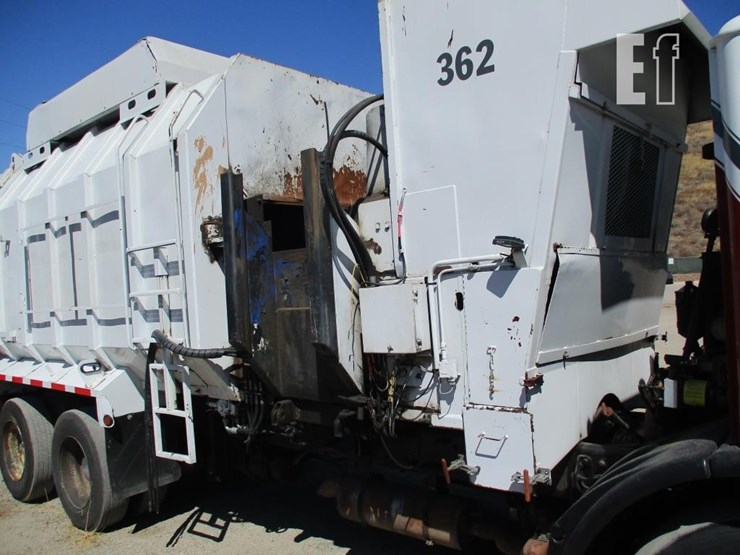 2005-freightliner-condor-image-16