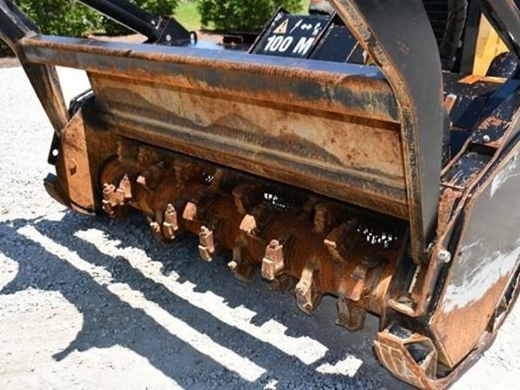 2020-caterpillar-d3k2-xl-image-8