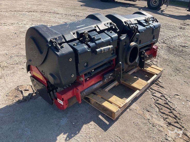 toro-porcore-1298-09716-turf-aerator-image-4