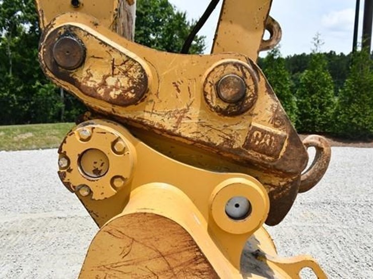 2019-caterpillar-336-image-27