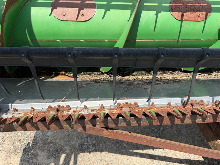 john-deere-630f-image-22