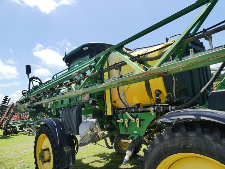 2014-john-deere-r4030-image-10