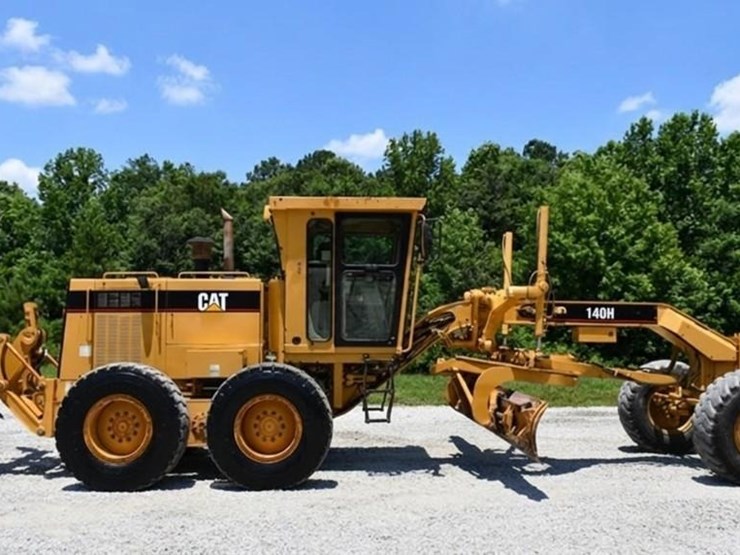 2002-caterpillar-140h-image-25