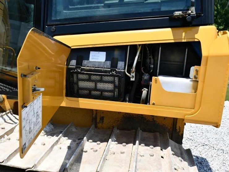2018-caterpillar-d5k2-lgp-image-11