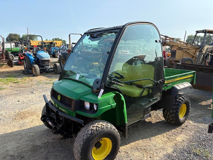 john-deere-gator-image-2