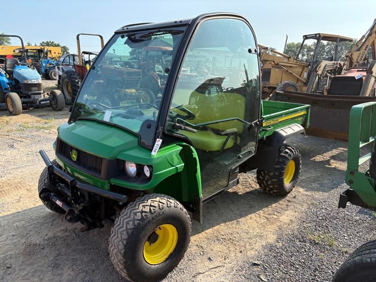 john-deere-gator-image-1