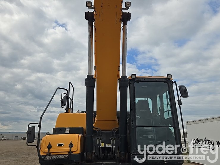 hyundai-hx260l-image-26