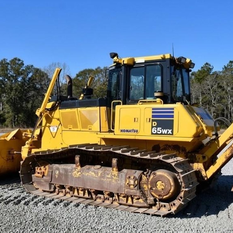 2019 KOMATSU D65WX-18