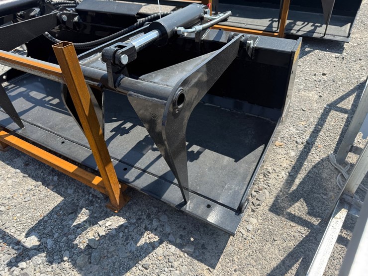 #2064-•-unused-pg772-skid-steer-plate-grabber-cpbzmq2604070-inv#48879-image-13