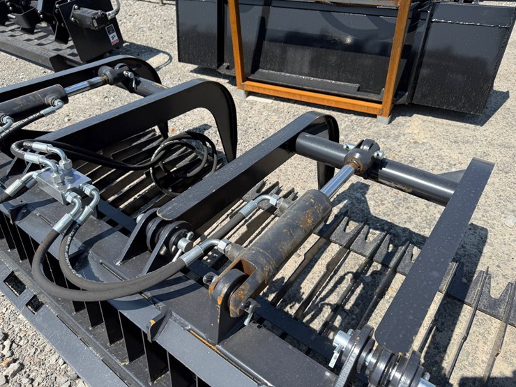 #2066-•-unused-jct-84"-skid-steer-rock-grapple-bucket-inv#49889-image-6