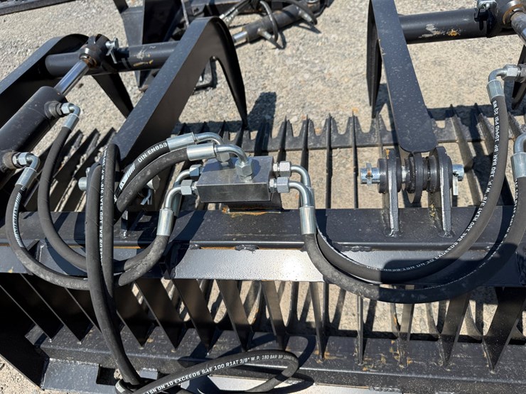 #2080-•-unused-jct-84"-skid-steer-rock-grapple-bucket-inv#49891-image-7