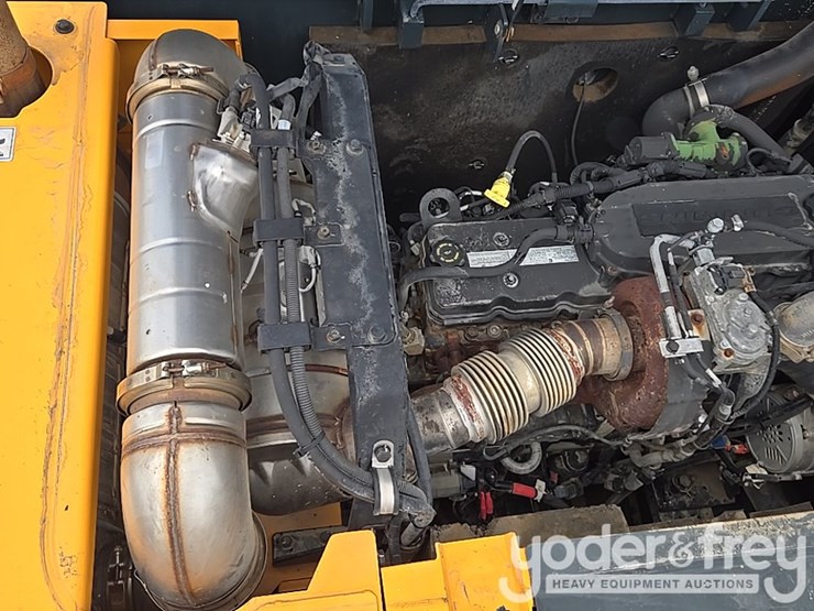 hyundai-hx260l-image-50