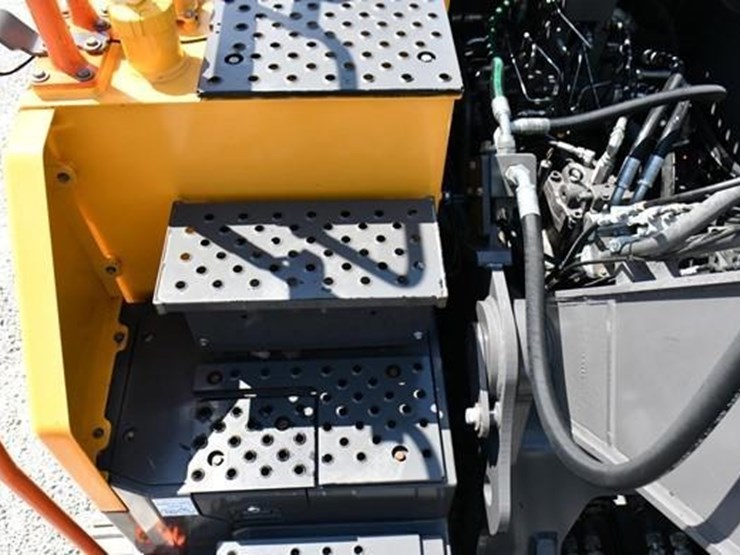 2022-volvo-ec250el-image-42