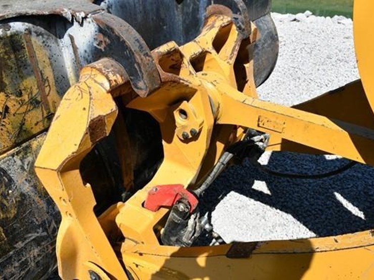 2020-caterpillar-938m-image-7