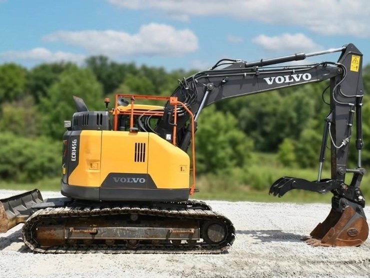 2021-volvo-ecr145el-image-25