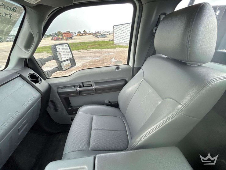 2014-ford-f350-image-25