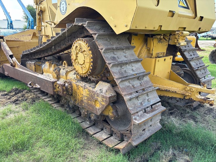 2009-caterpillar-d8t-image-8
