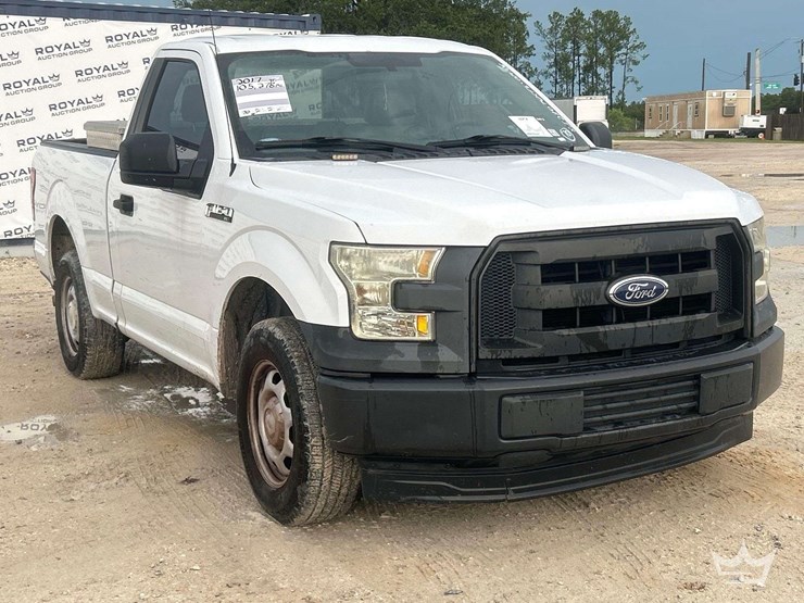 2017-ford-f150-image-2