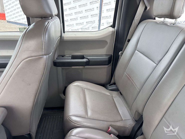 2018-ford-f350-image-23