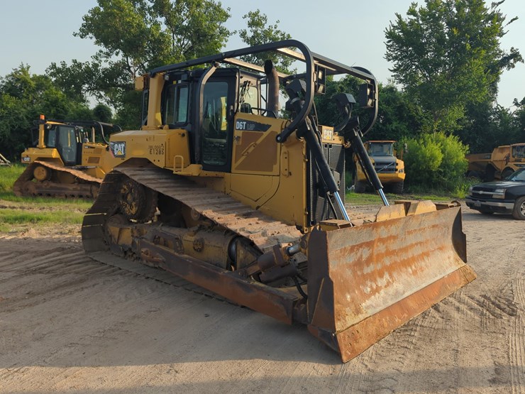 2018-caterpillar-d6t-lgp-image-3