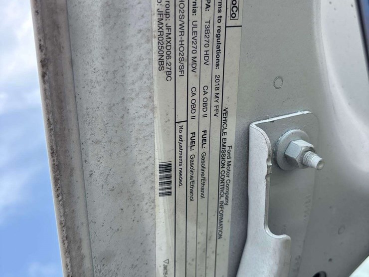 2018-ford-f350-image-10