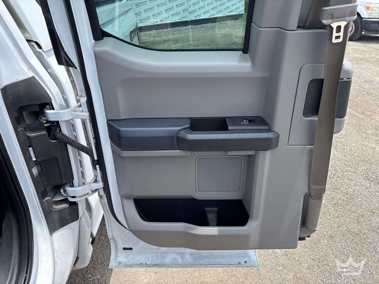2016-ford-f150-image-18