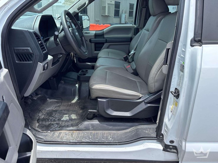 2016-ford-f150-image-12