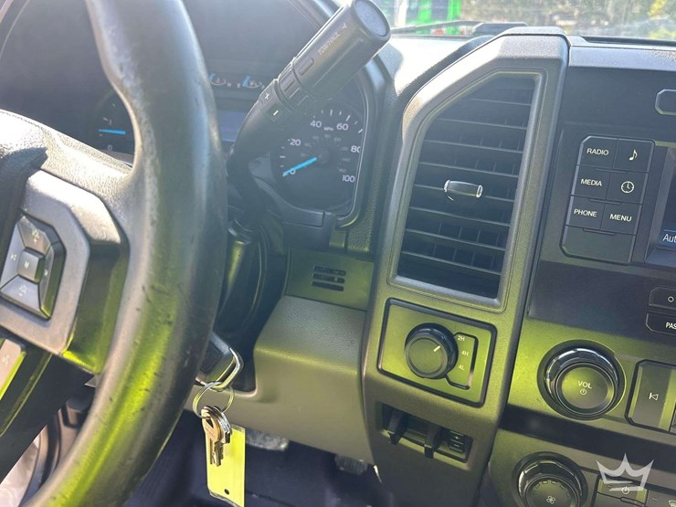 2019-ford-f550-image-17