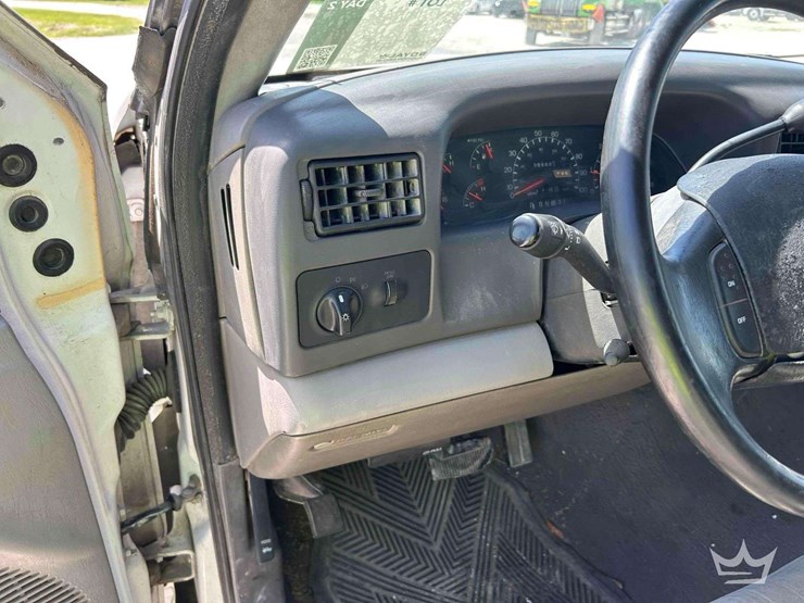 1999-ford-f250-image-16