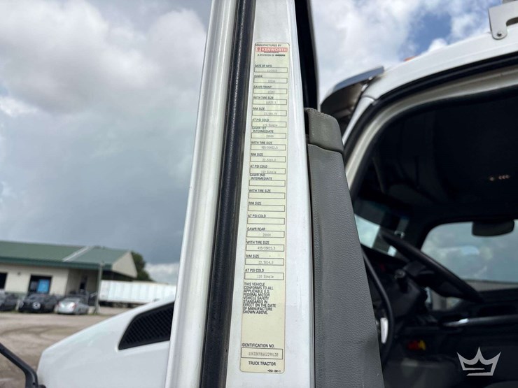 2019-kenworth-t880-image-26