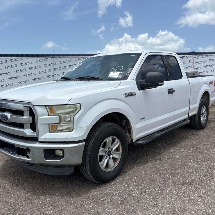 2015 FORD F150
