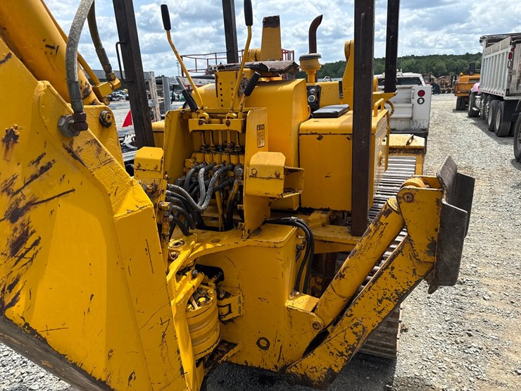 john-deere-450-image-49