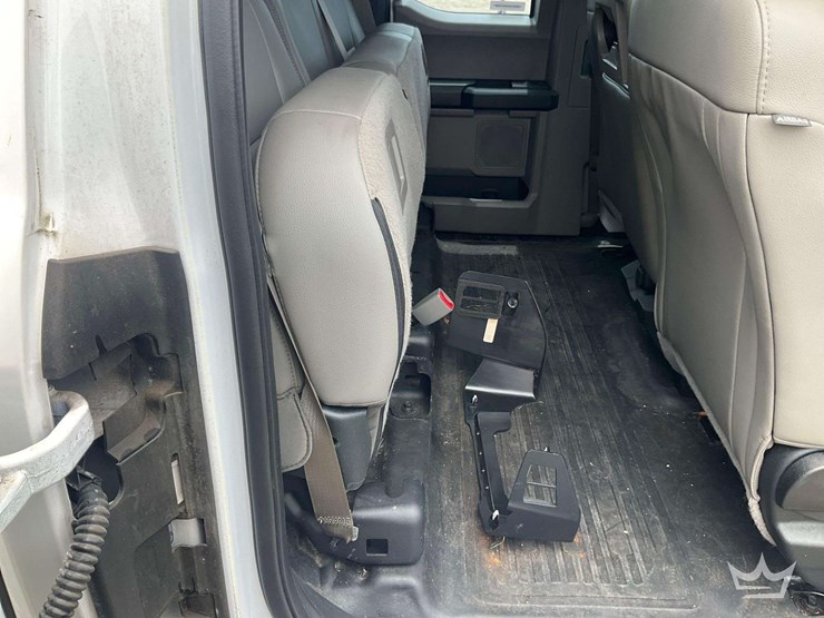 2017-ford-f150-image-25