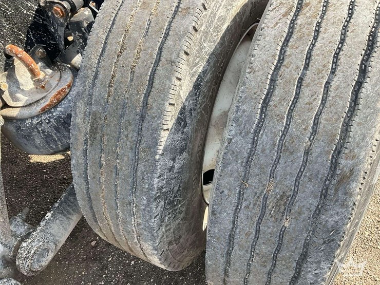 2019-kenworth-t880-image-25