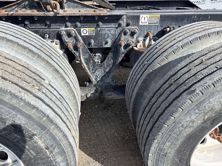 2019-kenworth-t880-image-7
