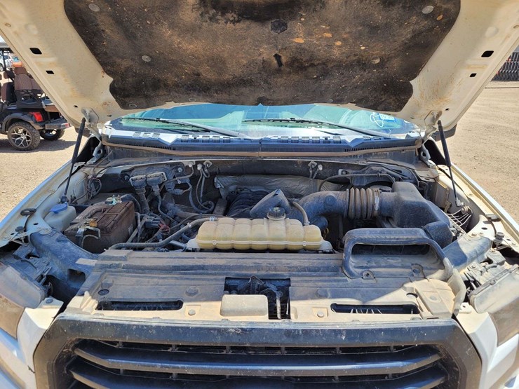 2017-ford-f150-xl-image-21
