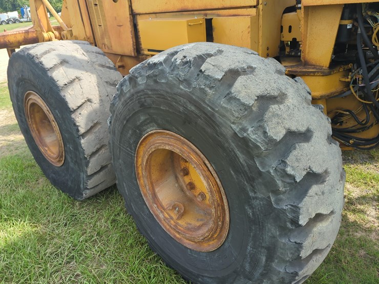 caterpillar-16h-image-12