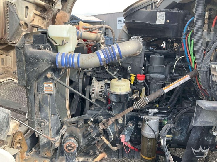 2019-kenworth-t880-image-8