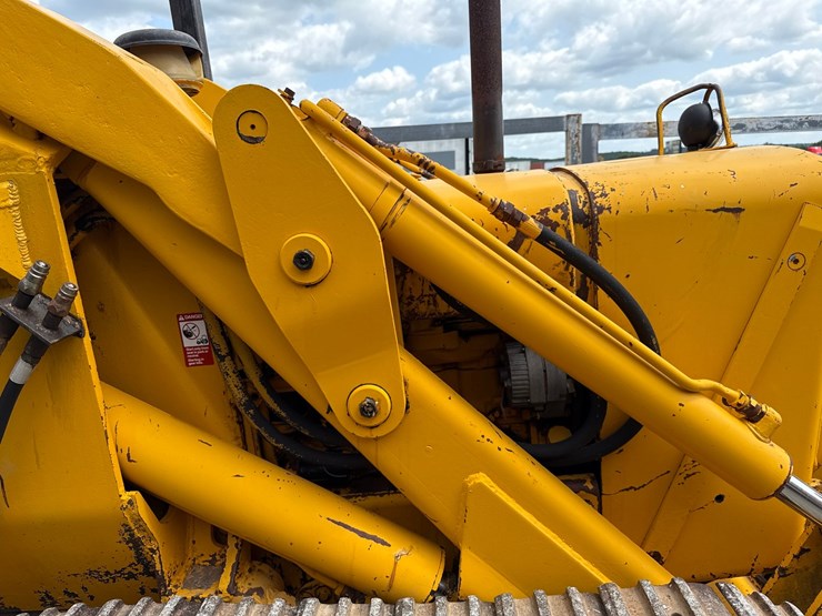 john-deere-450-image-17