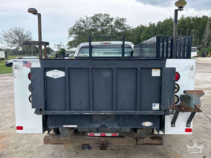 2014-ford-f350-image-27