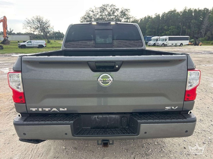 2021-nissan-titan-image-26