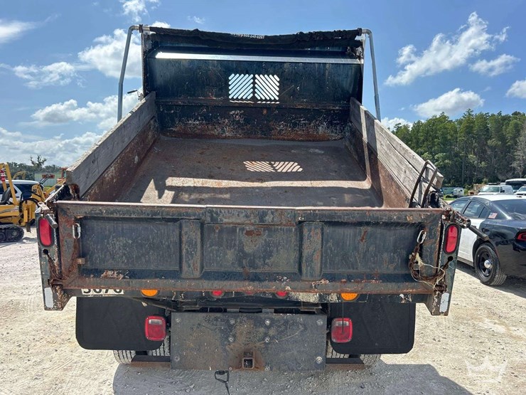 2005-ford-f350-image-29