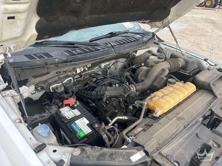 2017-ford-f150-image-8