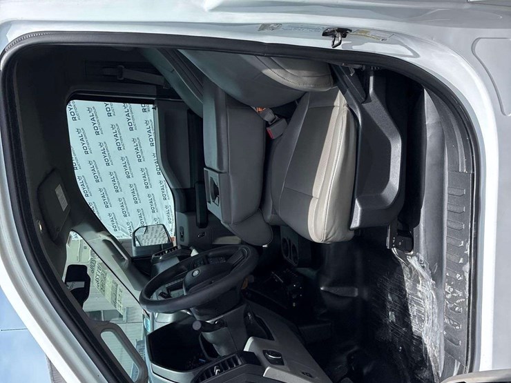 2016-ford-f150-image-14