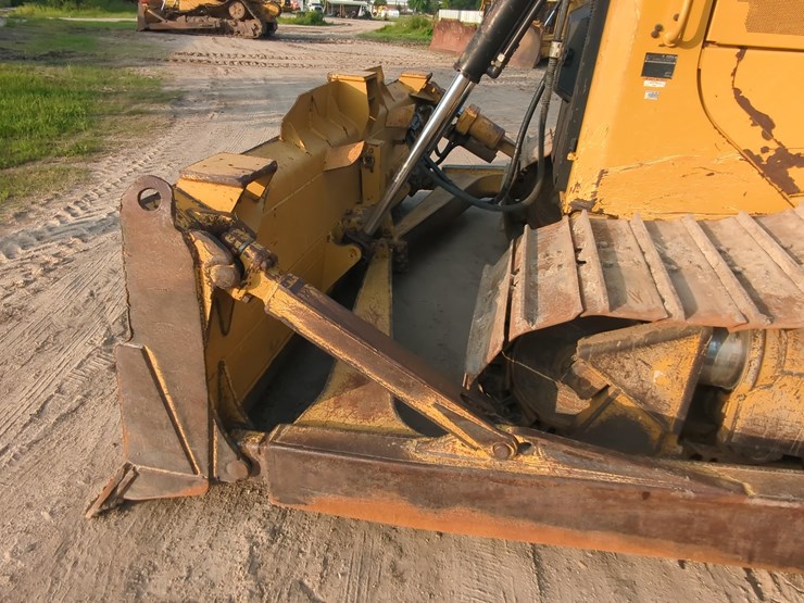 2018-caterpillar-d6t-lgp-image-8