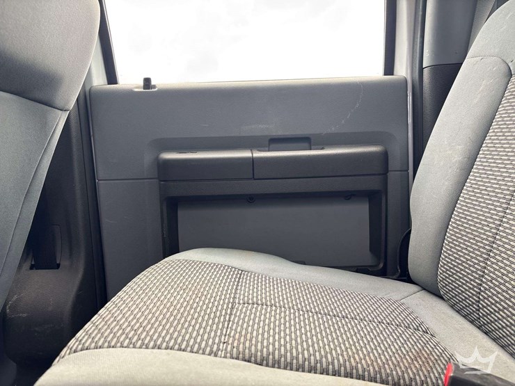 2014-ford-f450-image-17