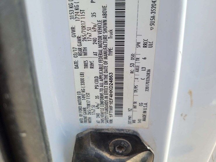 2017-ford-f150-xl-image-19