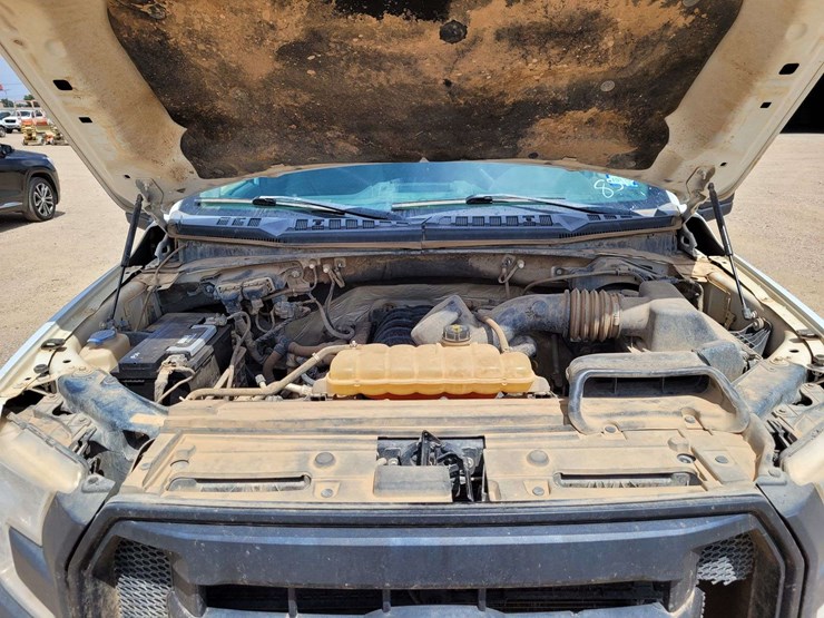 2017-ford-f150-image-19