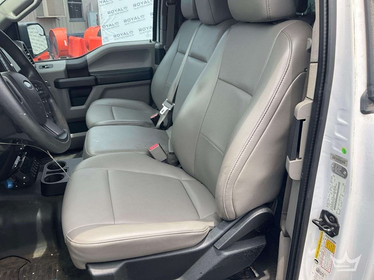 2017-ford-f150-image-17