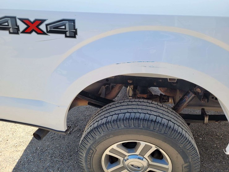 2017-ford-f150-xl-image-5